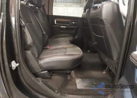 2018 Ram 2500 Laramie 4X4 6'4 Box из США, поврежденный, VIN 3C6UR5FL3JG142904